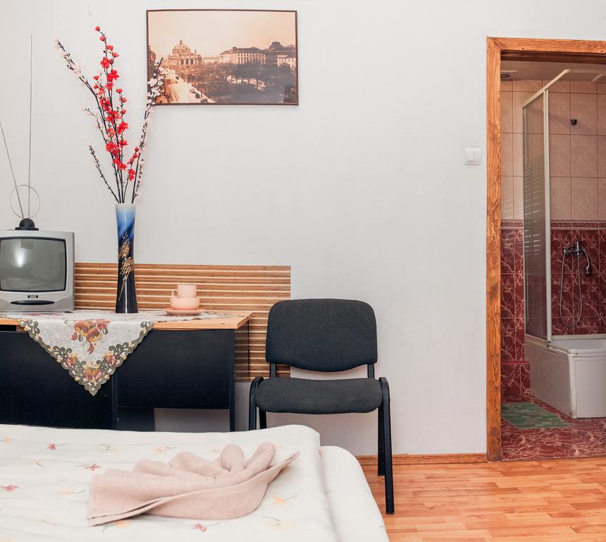 Apple Hostel Lviv Kamer foto