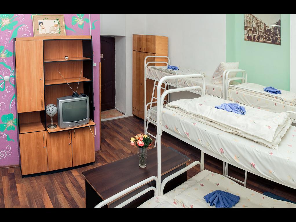 Apple Hostel Lviv Kamer foto