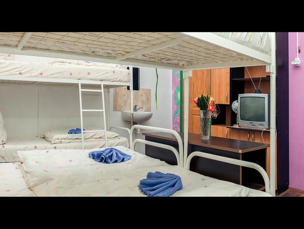 Apple Hostel Lviv Kamer foto