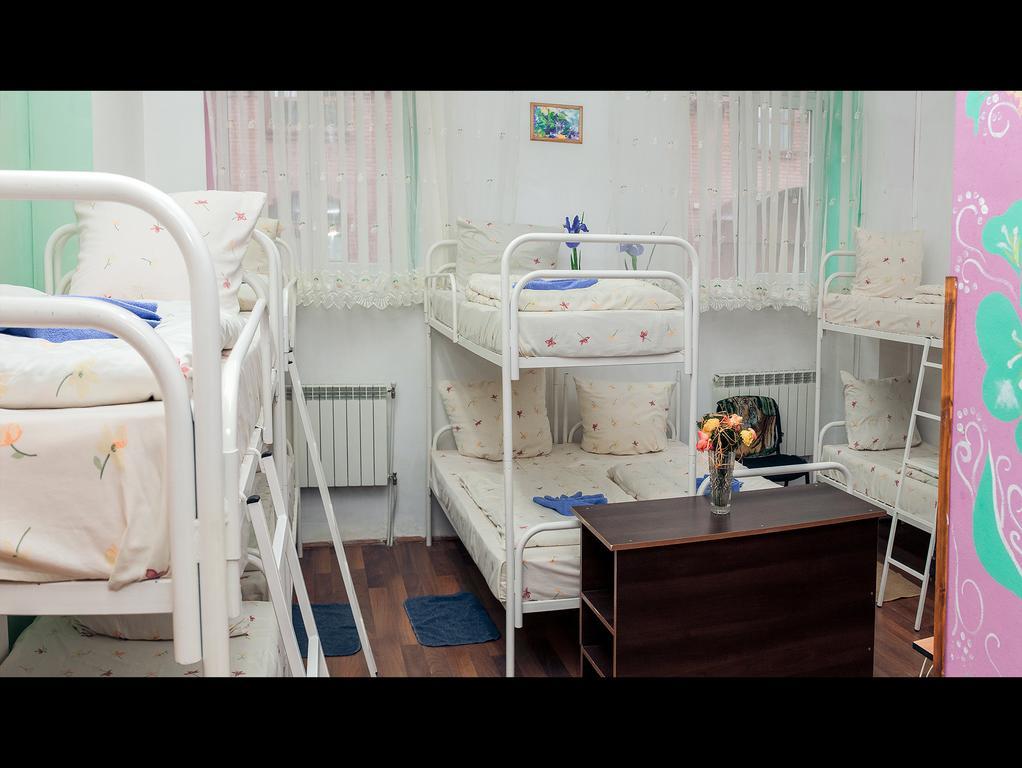 Apple Hostel Lviv Kamer foto