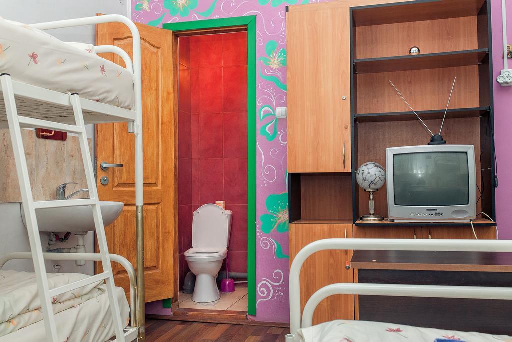 Apple Hostel Lviv Kamer foto