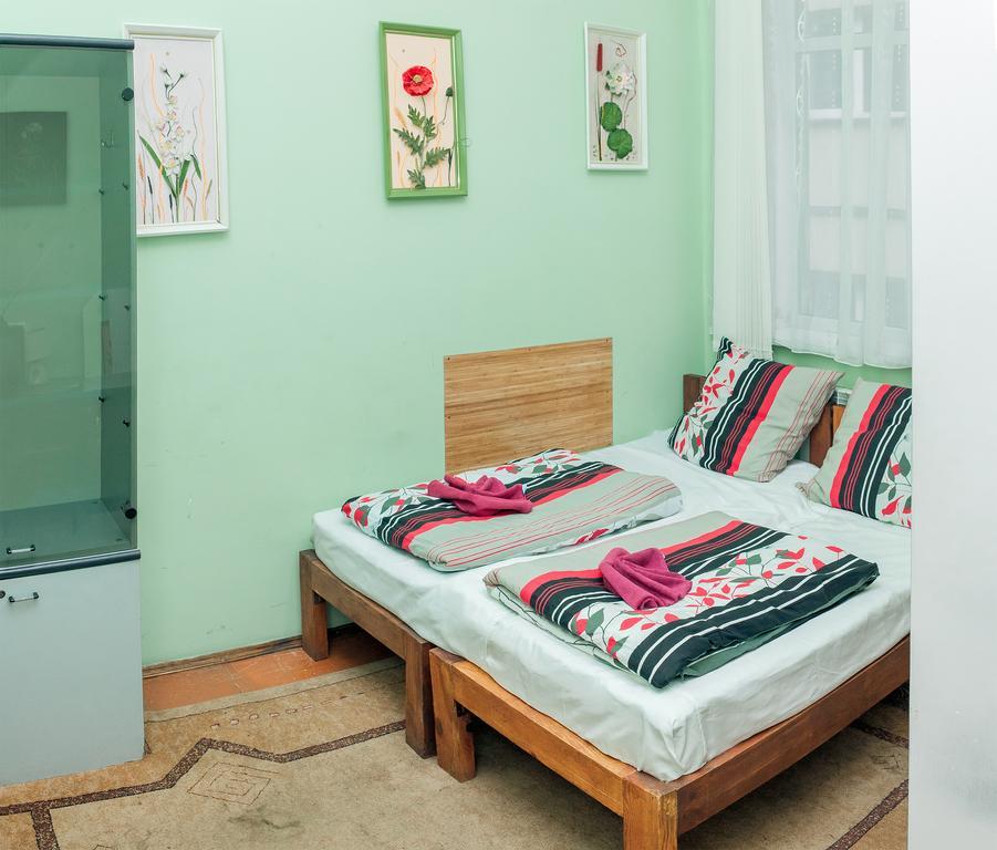 Apple Hostel Lviv Kamer foto