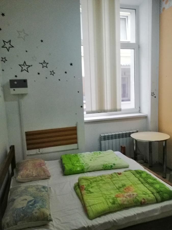 Apple Hostel Lviv Buitenkant foto