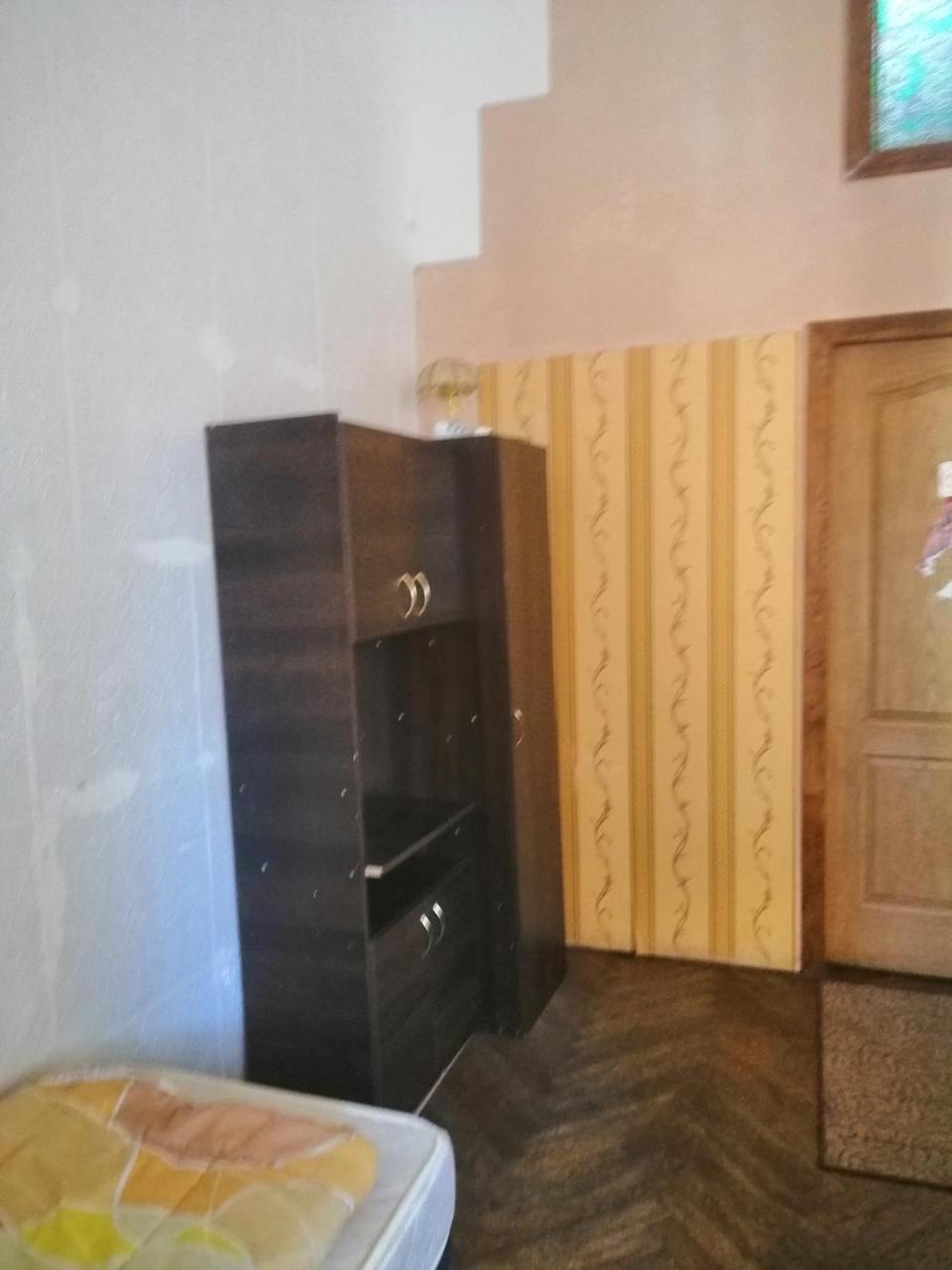 Apple Hostel Lviv Buitenkant foto